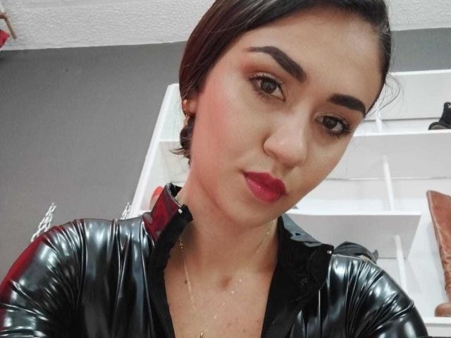 TheresaLarson - Live porn &amp; sex cam - 26179241