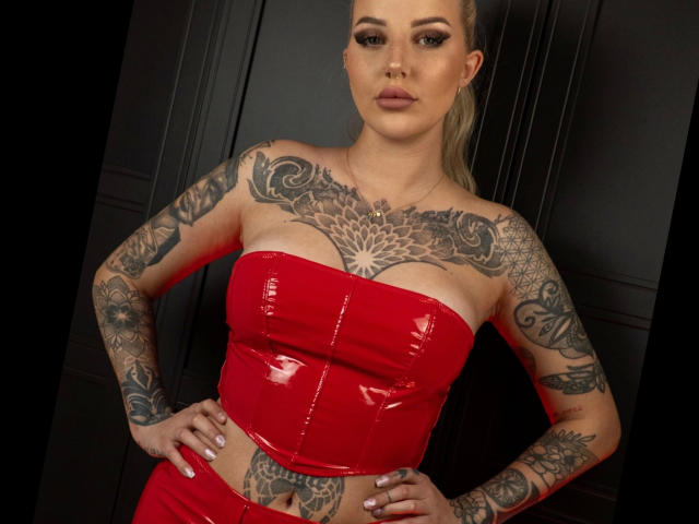 Roccogirl-hot - сексуальная веб-камера в реальном времени - 26179665