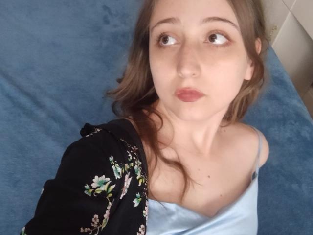 TwinkyKiss - Live sexe cam - 26179933