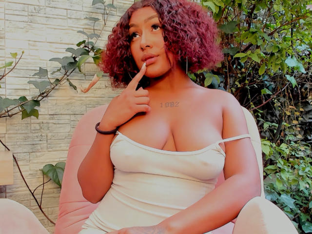 AmberQueeny - Live porn &amp; sex cam - 26183909