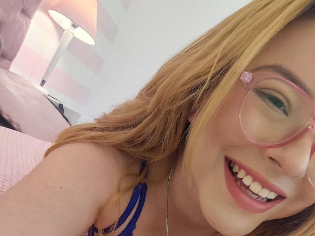 AshleyCampbell - Élő pornó és szexkamera - 26186073