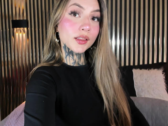 ValeryDupont - Live porn &amp; sex cam - 26186237