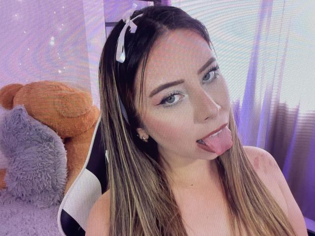 JennyLawry - Porno na żywo i seks kamera - 26193801