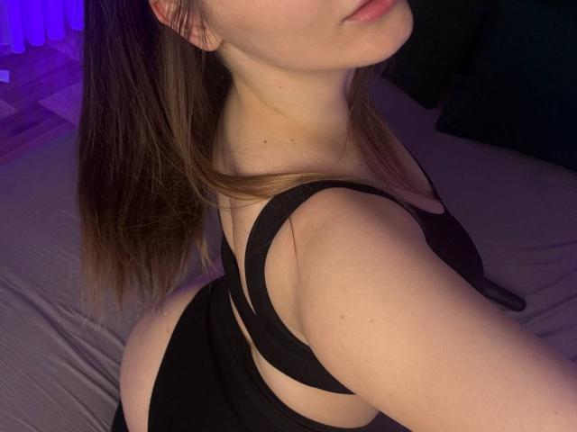 TenderAmberr - Élő pornó és szexkamera - 26194869