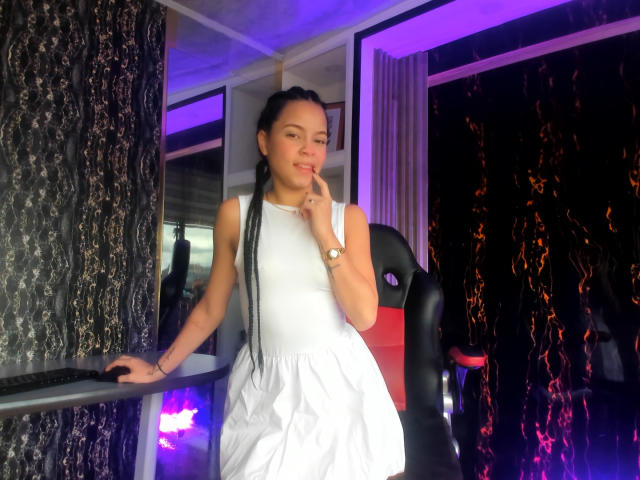 LunaFreya - Live porn &amp; sex cam - 26195669