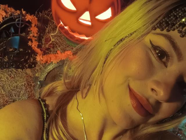 AshleyCampbell - Live porn &amp; sex cam - 26208917