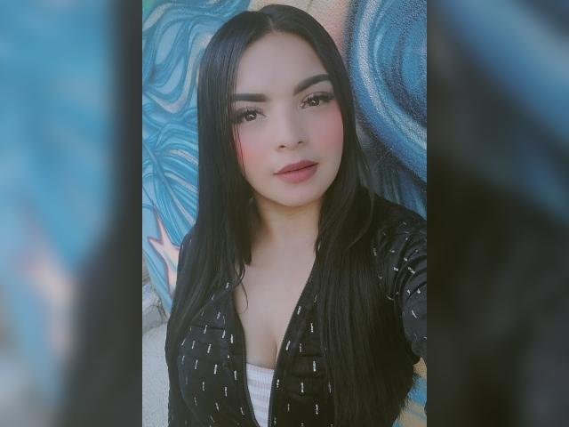 CarlaFiorell - פורנו בשידור חי ומצלמת סקס - 26211425