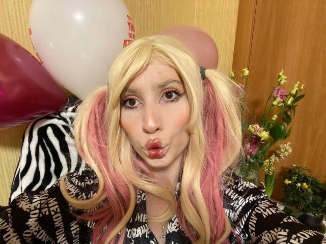 ElzaKomx - Sexe cam en vivo - 26213313