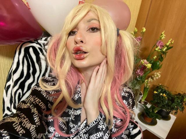 ElzaKomx - Porno na żywo i seks kamera - 26213493