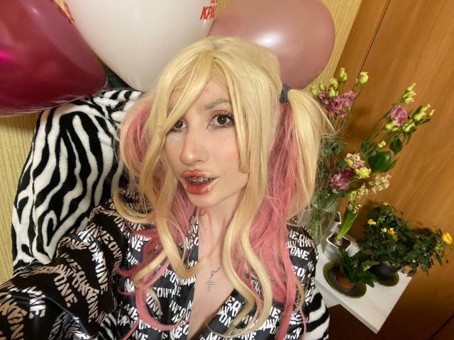 ElzaKomx - Live porn &amp; sex cam - 26213501