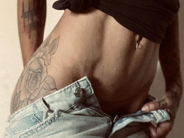 DaneeSoHot - сексуальная веб-камера в реальном времени - 26214057