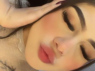 SweetEmily69 - Live porn &amp; sex cam - 26216585