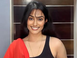 AngelVarsh - Live porn &amp; sex cam - 26220309