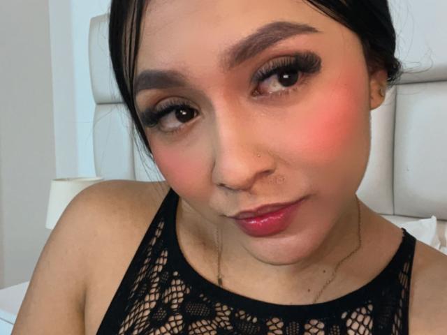 SofiaJames - Live porn &amp; sex cam - 26220921