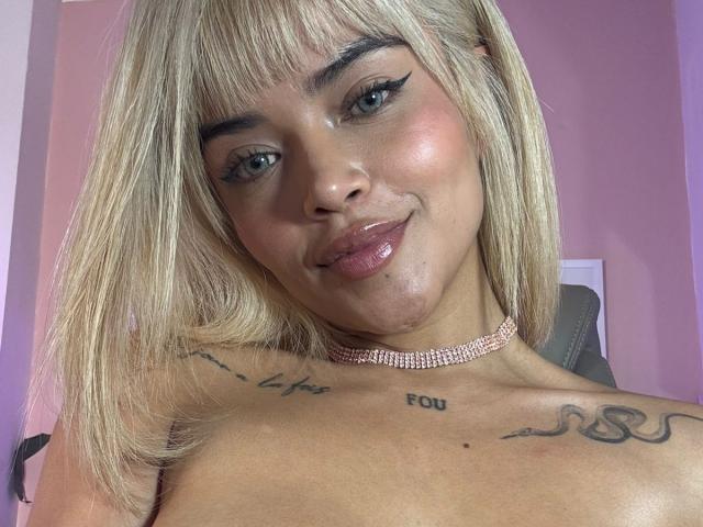 MajoJones - Live porn &amp; sex cam - 26223833