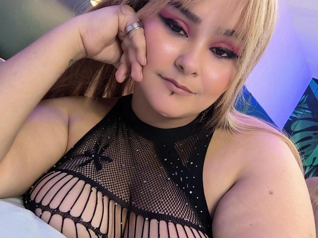 FlaviaSaenz - Live porn &amp; sex cam - 26224865