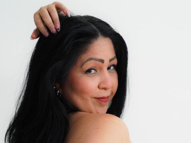 ArabelaFoxy - Live porn &amp; sex cam - 26225145