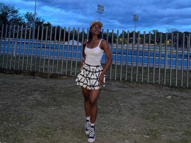 HazelJonnes - сексуальная веб-камера в реальном времени - 26228185