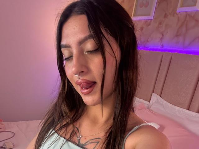 NaireaBeaumont - Live sex cam - 26230705