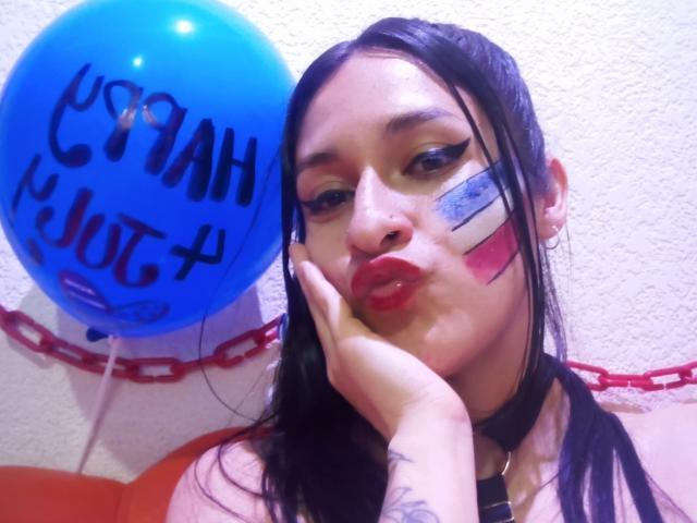 AllisoneMelissa - Live porn &amp; sex cam - 26239961