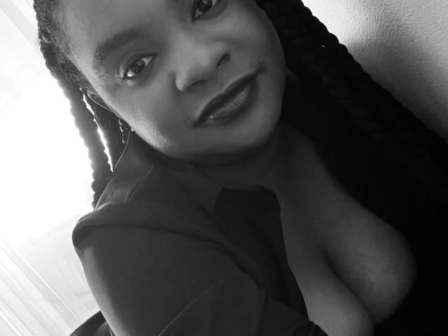 EbonyLatinAngel - פורנו בשידור חי ומצלמת סקס - 26241097