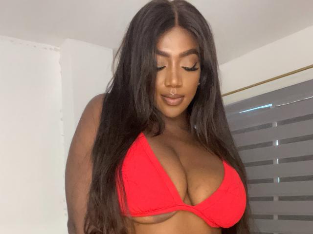 EvelynRoseX - Live Sex Cam - 26241485