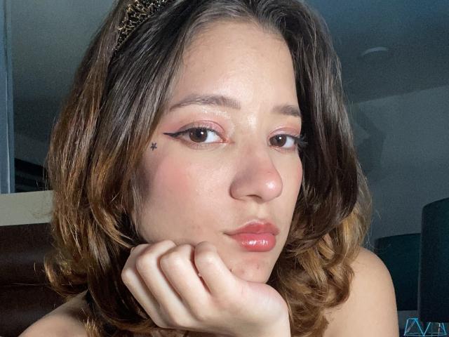 MiaSinclairX - Live porn &amp; sex cam - 26243389