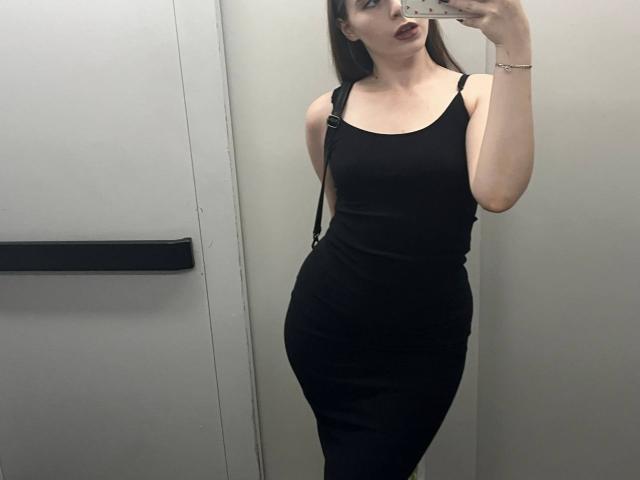 Valissia - פורנו בשידור חי ומצלמת סקס - 26244717