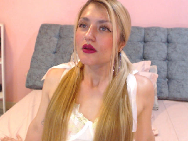 CamilaRossa - Live porn &amp; sex cam - 26251177