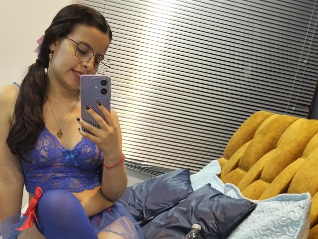 JuliaWaine - Live porno og sexkamera - 26257153