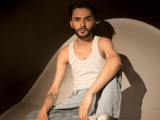 JakeMagnus - Live sex cam - 26258265