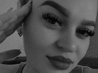 ChattieIssy - сексуальная веб-камера в реальном времени - 26258605