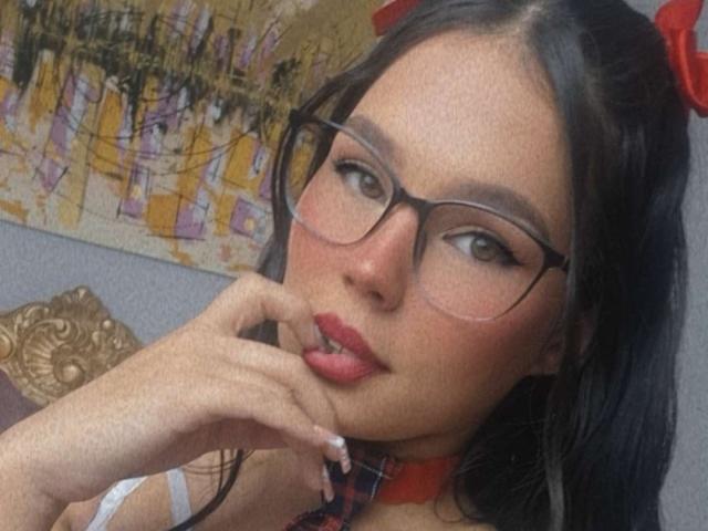 CarolineWill - Live porn &amp; sex cam - 26259073