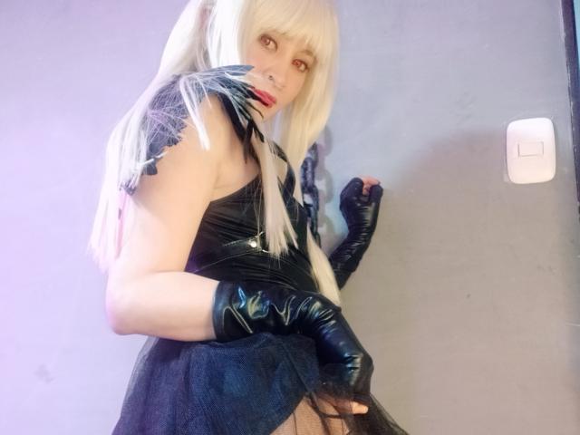 IsisDiosa - Live Sex Cam - 26259857