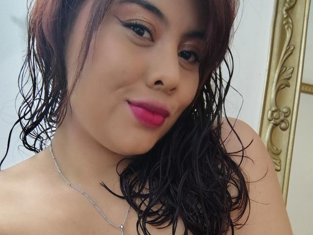 NoemiThornee - Live sex cam - 26260565