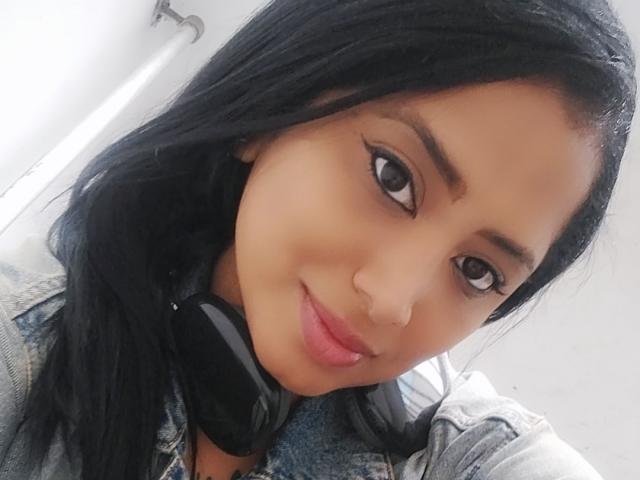 MariaCatalina - Live sex cam - 26263289