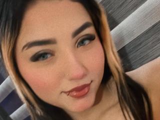 TifanyYivez - Live porn &amp; sex cam - 26266537