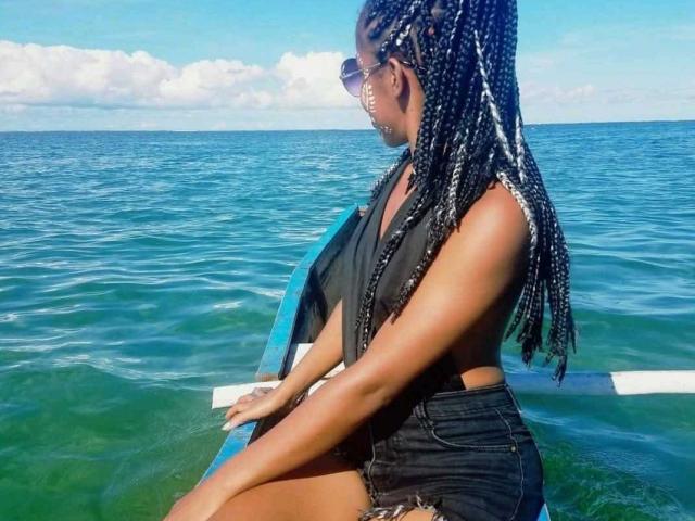 Digital illustration of a bold, black-and-red emblem with a vertical chain design on the right. Opaque, flat colors with minimal shading. Simple, clean lines. Modern, minimalist style.