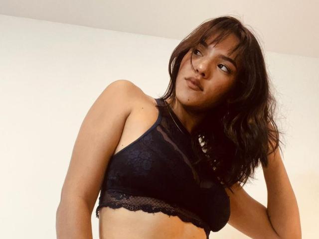 ShantalLoveHot - Live Sex Cam - 26276033