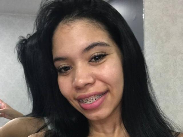 EmaGarces - Live sexe cam - 26277857