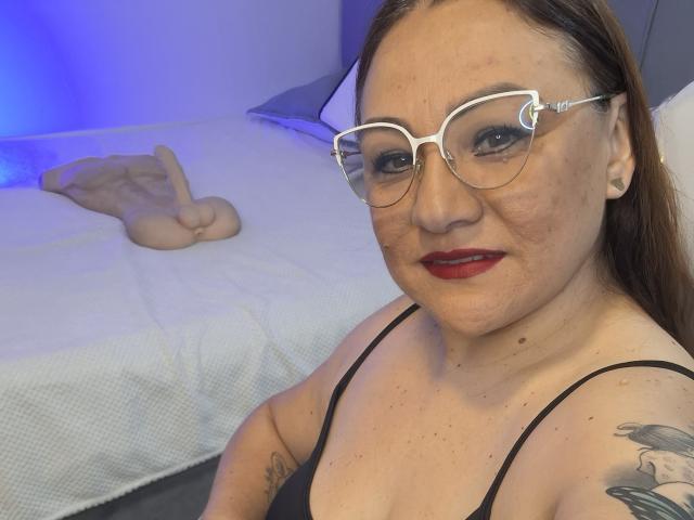 LadyNylonOh - Live porn &amp; sex cam - 26284729