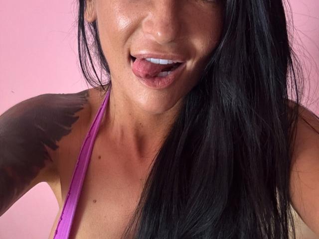 AndraD - Live sex cam - 26290425