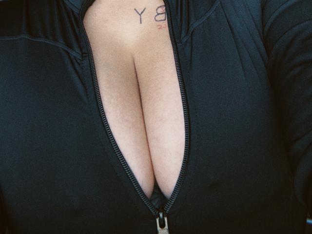 Kametia - сексуальная веб-камера в реальном времени - 26292593