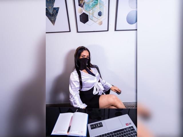 AnissaAli - ライブポルノ&amp;セックスカム - 26296917