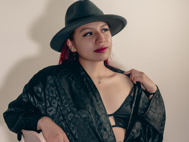 ZoeRedds - Live porn &amp; sex cam - 26297089