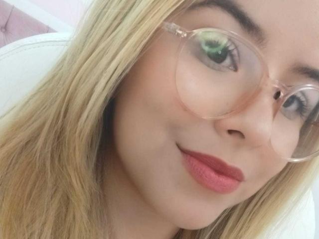 AshleyCampbell - Live porn &amp; sex cam - 26297793