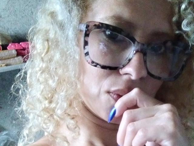 NikiMiss - Live porn &amp; sex cam - 26297853