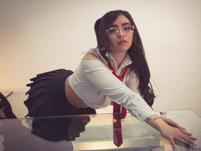 EvaMcAllister - Live sex cam - 26304141