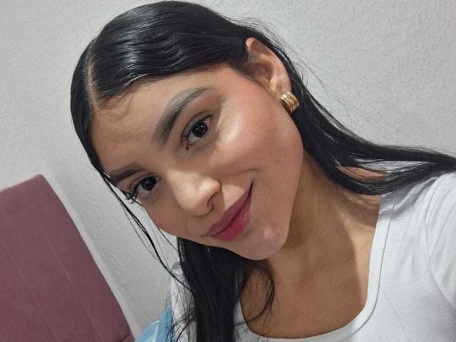 AbriilFoxxy - Live sex cam - 26311837