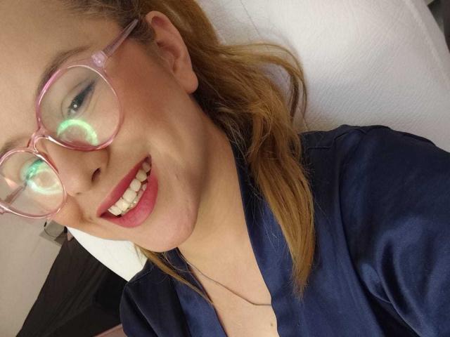 AshleyCampbell - Live porn &amp; sex cam - 26311917